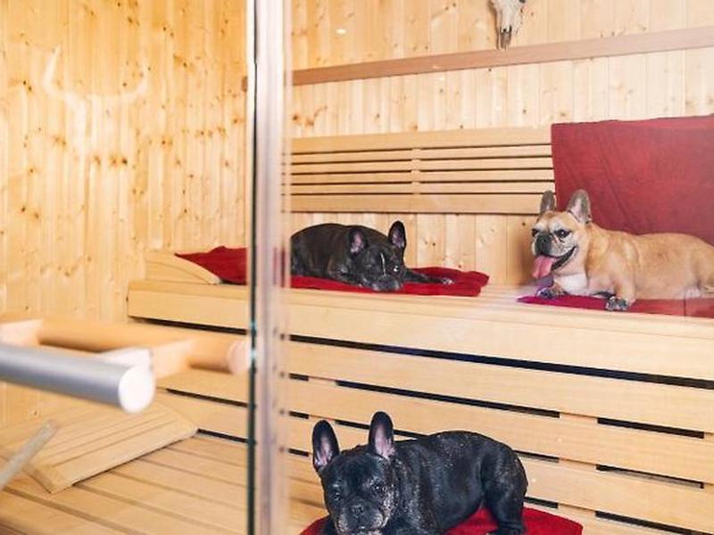 853E84BB66D0593593340293B6AEFE57