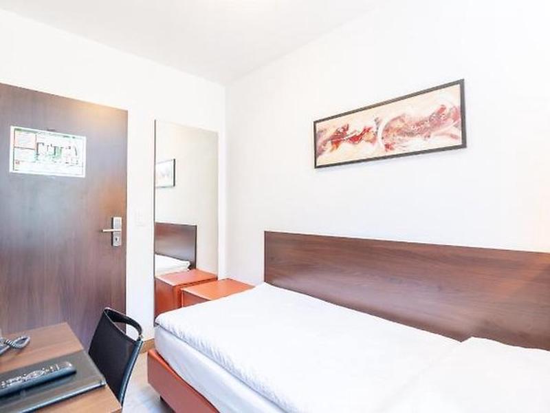 7AE6FF6AC126617EE6F4D56AB42AE304