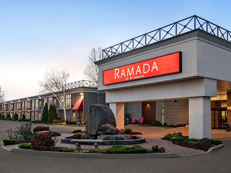 B1684D9AE3814B7C65BCF3E8C1D20B4E