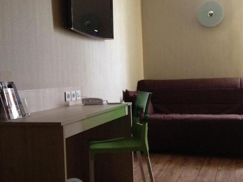 9A53A71C225D89D2DB42C1EF73B59383