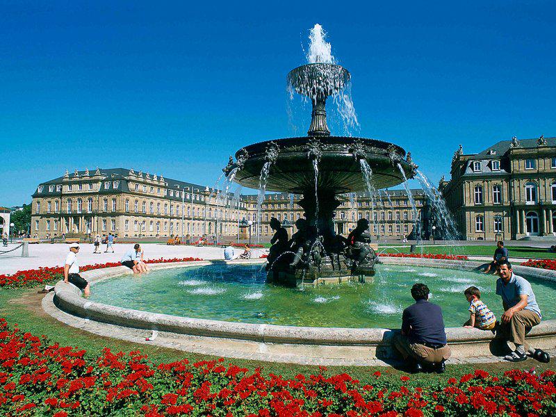 F6F324A0659396C8B0F43D3AF7A2F2B2