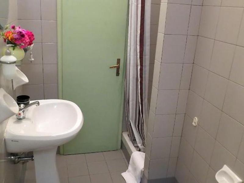 F010C32E04D4C9167DFADCF060D195DF