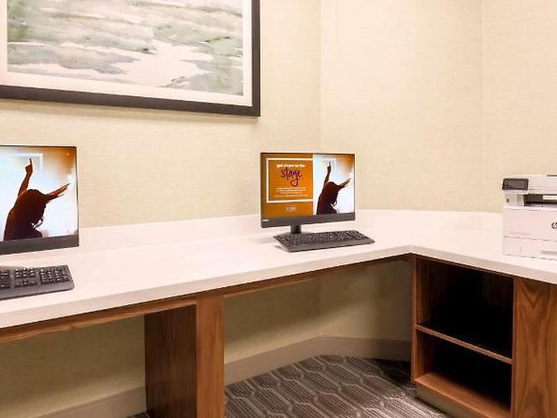 B460E9695D1E1E4C70EFF0E3ED43051A