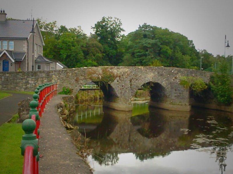 278E529418C9D74329B4BB1C62D41EBD