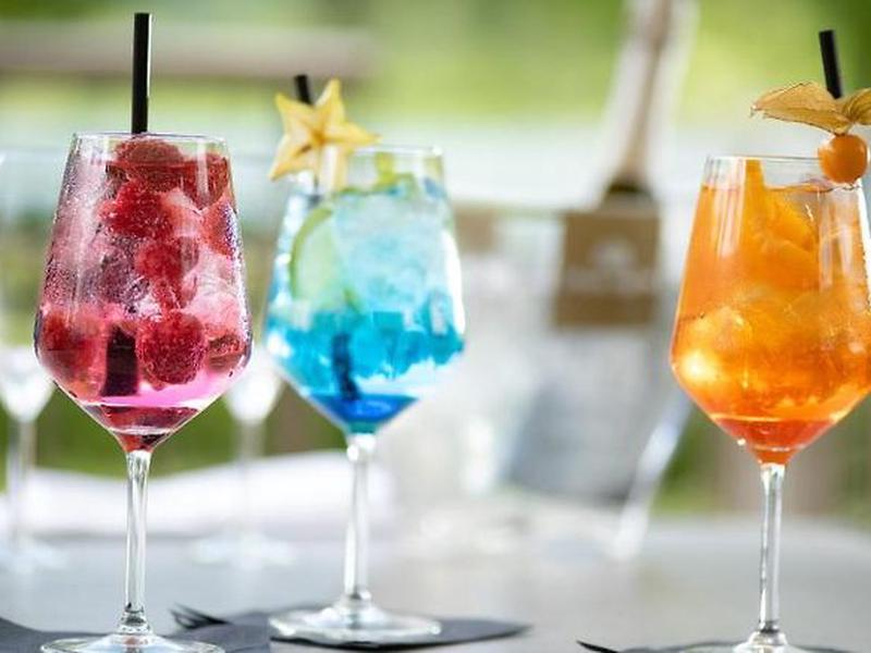 F50193F5F9224F9A360784551B658CE6