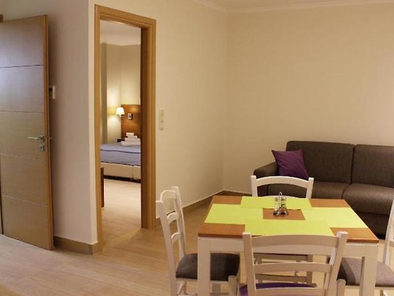 9DA056777012268D3722ACA70E050906