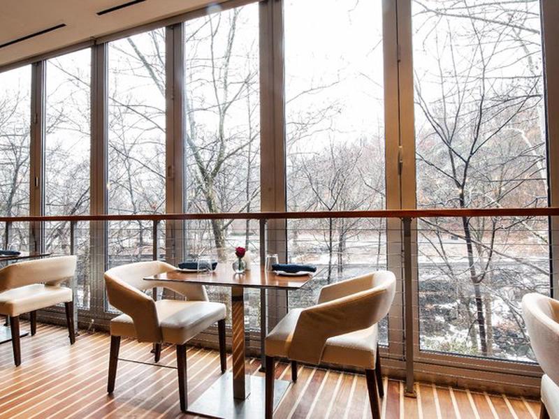 EBA8E47F059624B0DC240AD396285B0A