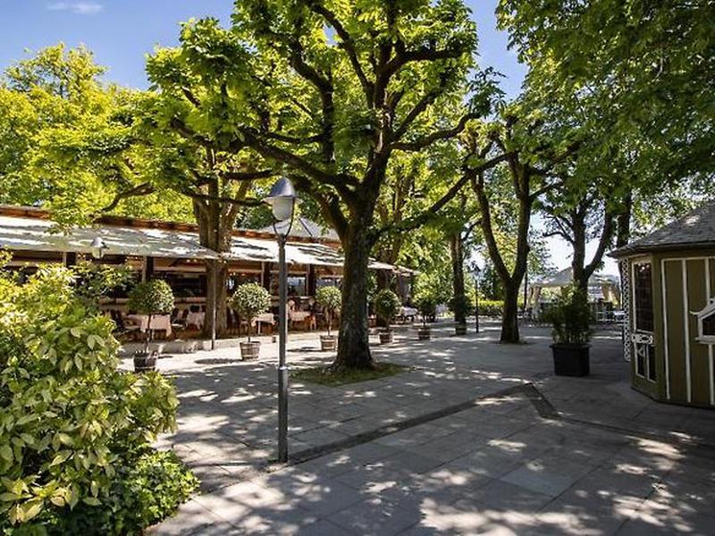 85F5626C439A2175BFE063CF666D4182