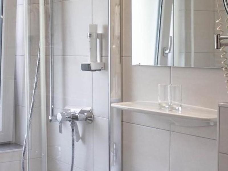 76FBEC8DC07D1F34D4105B420CC2E9DE