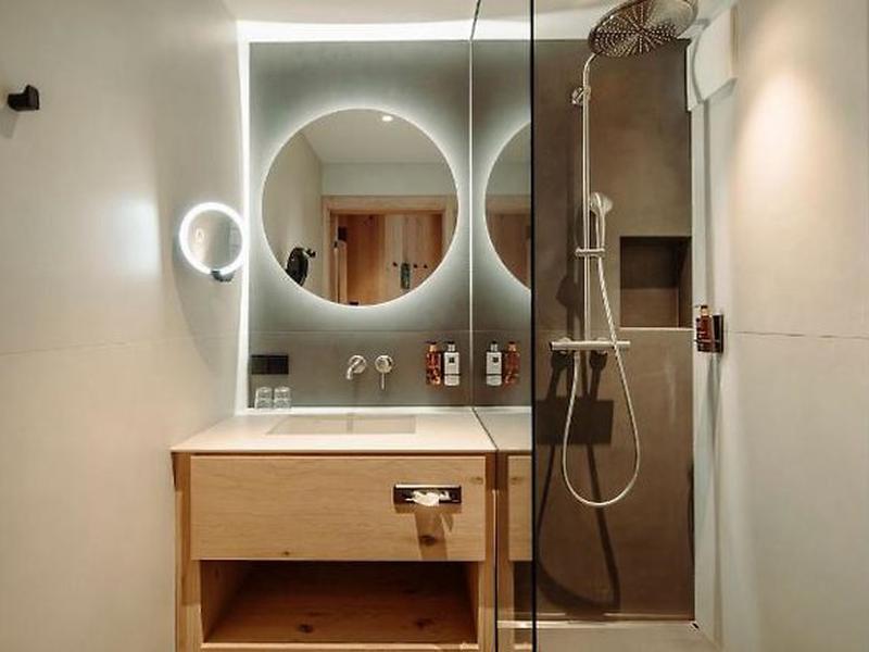 88671956E87BB03AA2B17E2C95EC7F38