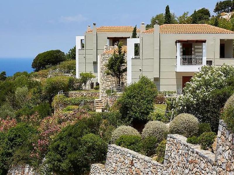 4FD8A9F9950A6A5A8B9E2982BF0BEFB1