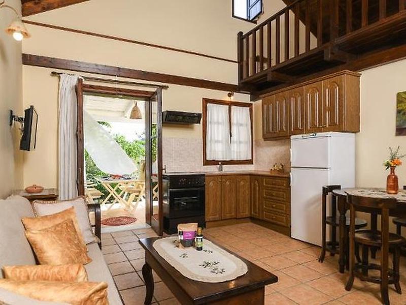 E0BFE2D27836D76818B8C390BAD6B5D2