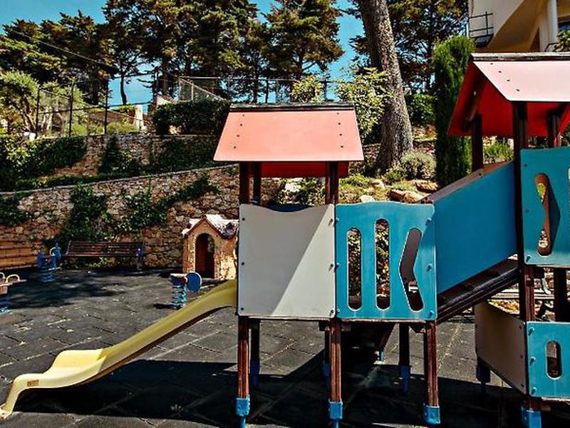 B0E1317D7310ED98550D0F16FF0FB2C7