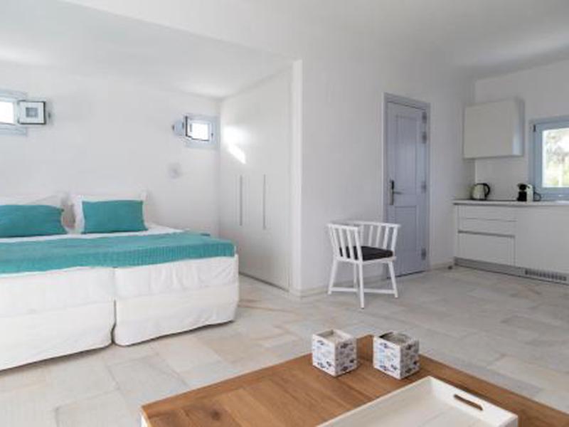 10B0E611F37C25ED7B5672F90ADE1515