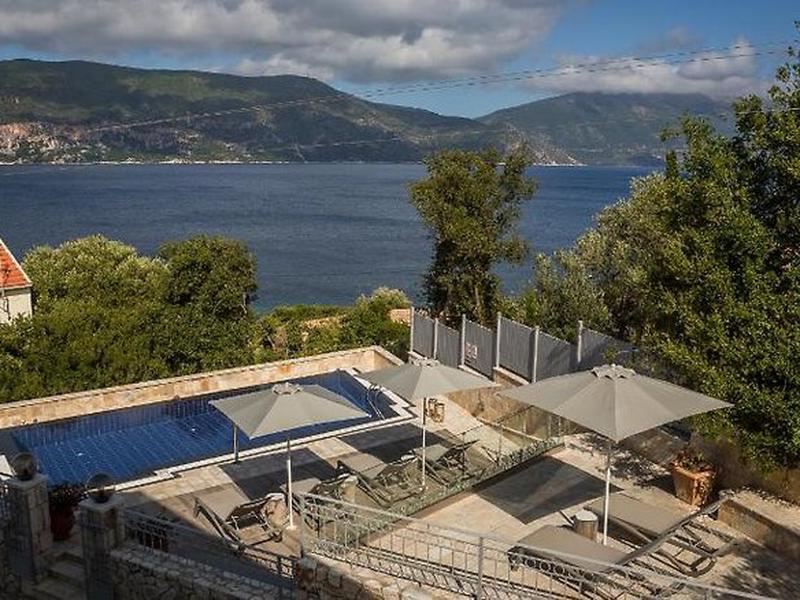 74F7BCBD13E5953112E42BAC955877E8