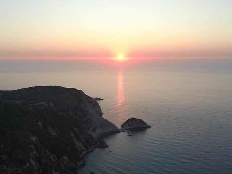 E4CC9F3F191949E676BFE9CFC3FAD634