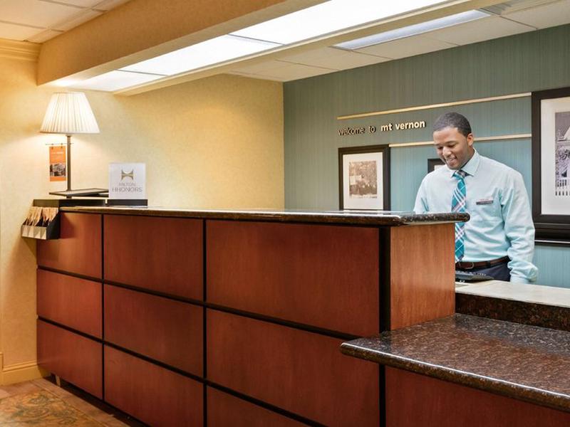 FFDBEB5332065382C9C9E824442F250B