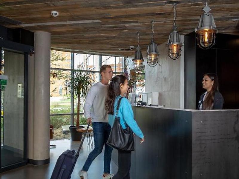 D4B53ECE75D93718F92A6F751B86DBCB