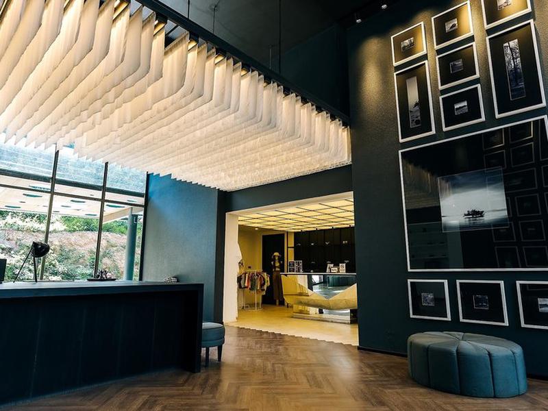 628F6E0ECBB4C4A490D17AB841F19103