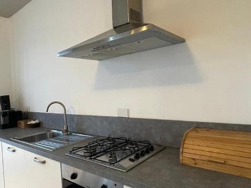 382930FDE5E9865981658C4D27683516