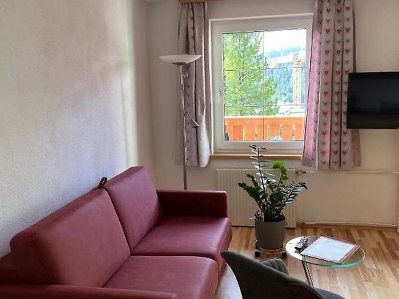 FCD5010DC4EC45ED4E4EEEB63B20FAA4