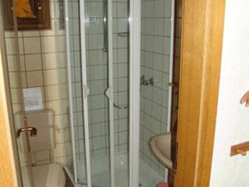 505AF0DAA7F7929DDB04335FF93F9F29