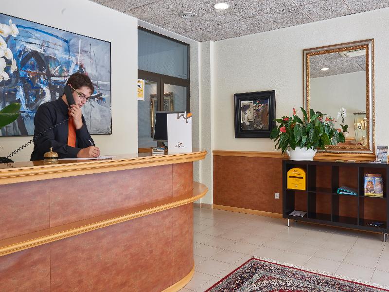 E4B2B50C54E34CD4BFBC65C230F17A56