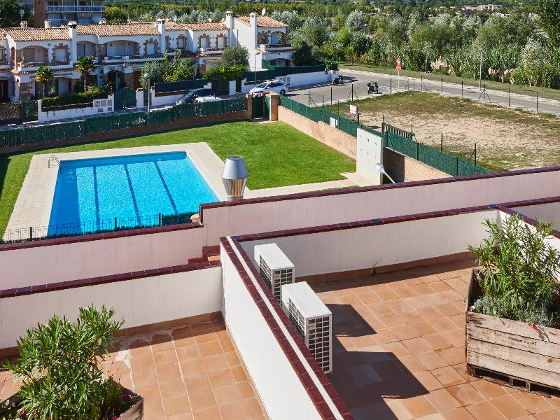 02B85FC37FBD8E823FB69F45B5996FEB