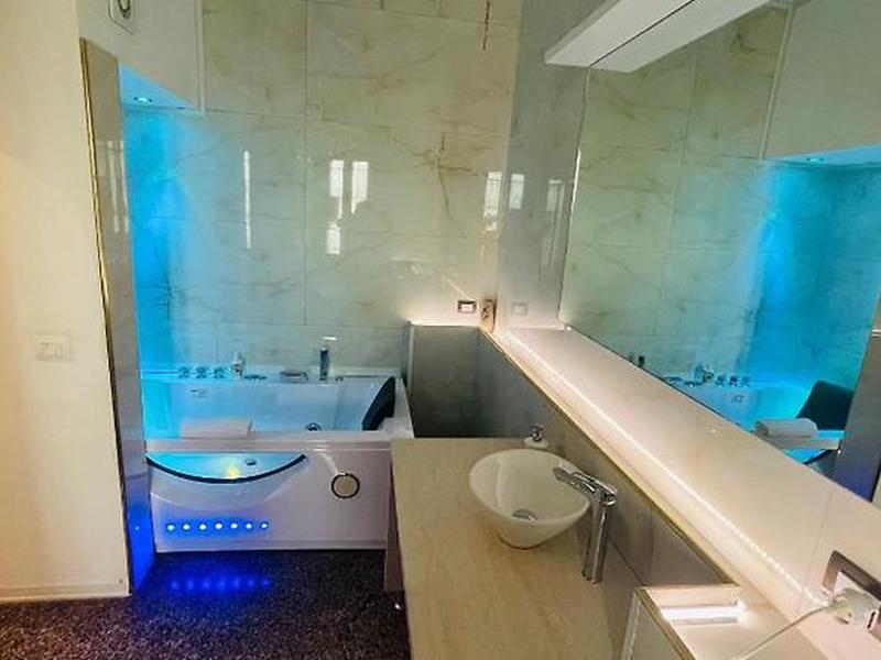 AF103F7E02B6707E998681EE7AC16EBA