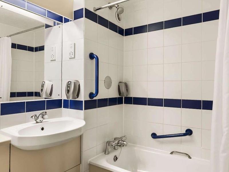 62B6A98D3CDEB15974C8FEC60B95E1A0