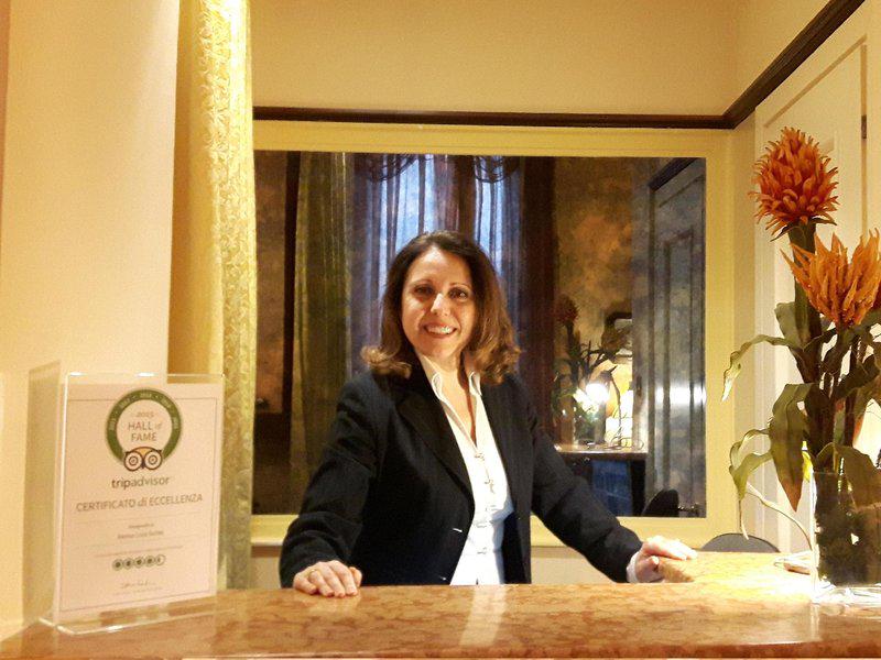 85F91FEF89F2792AD631E039F8F60D06