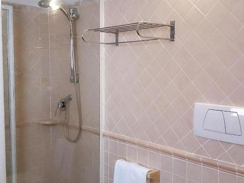 C5B33DFC57C8C80321AB8B4812F05D3E