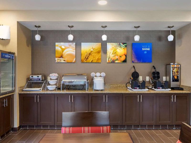 838C7D37EC34FB0E855D66726C87DE50