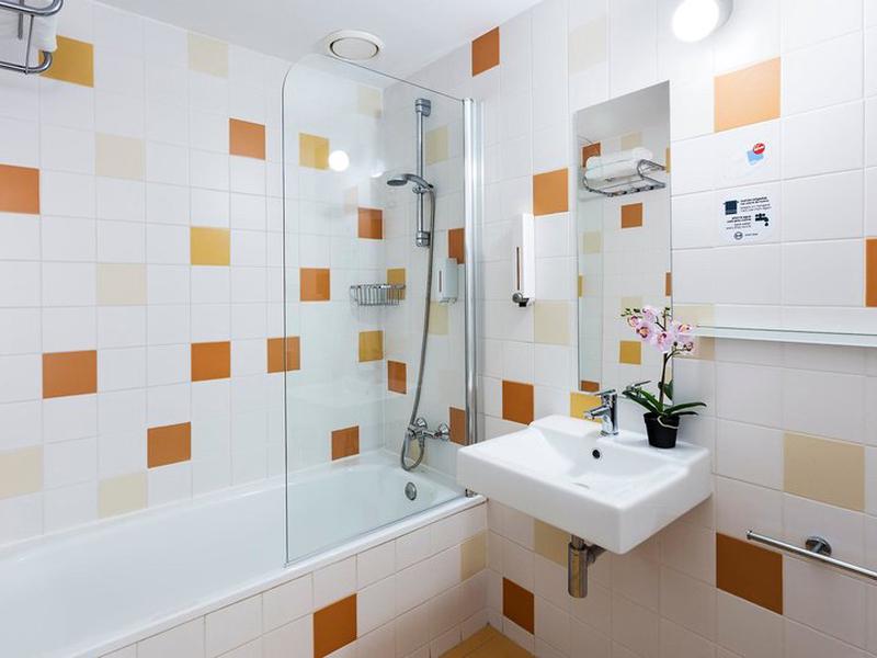 98A2C31EFF69919F7ED8AFE0E4D747AC