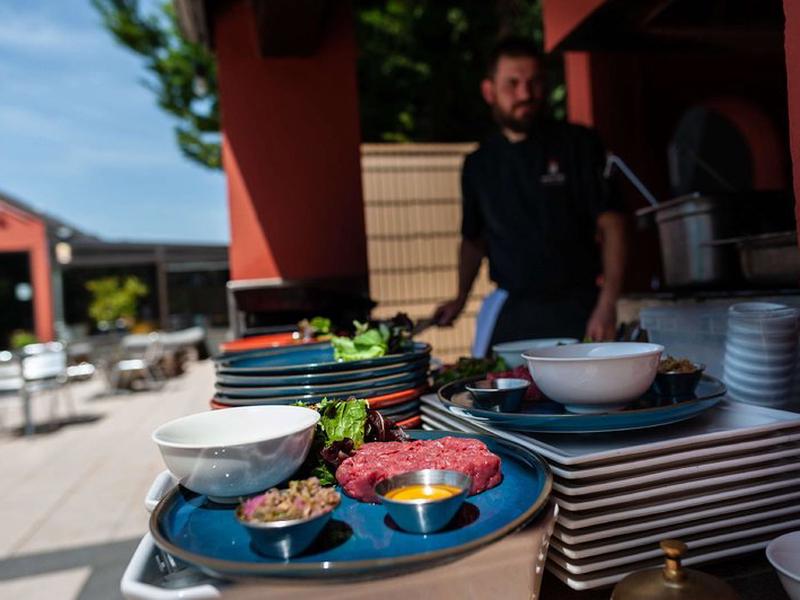 8679129240EE6BC3055CA25B4DE1BDED