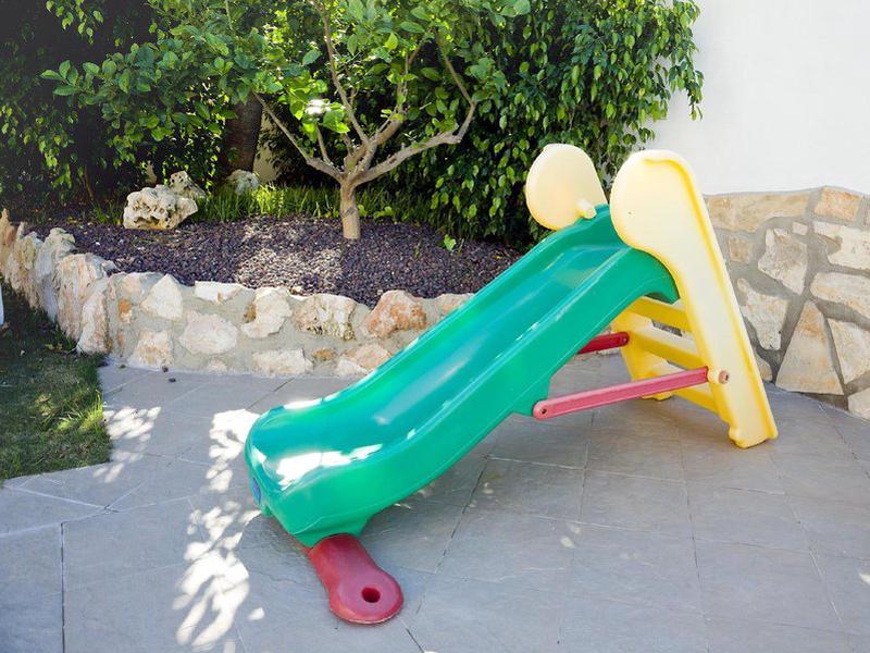 4CA0015A97AD22F9E342E533EC68CA05