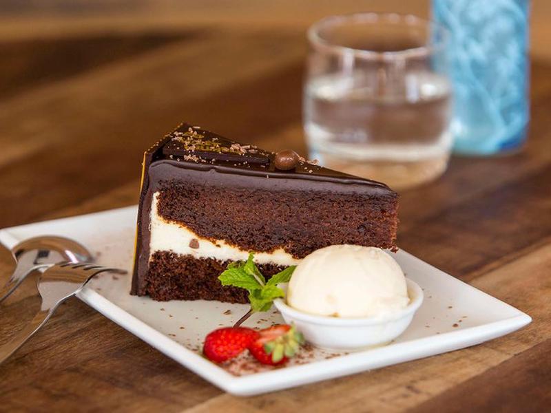 58DC9C8C1B4AFFDA1C03414748AAA5DB