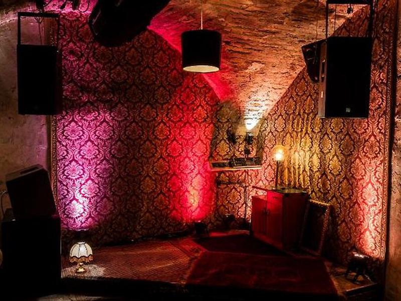 F35FF310E287C09A0D576D13B3993CFF