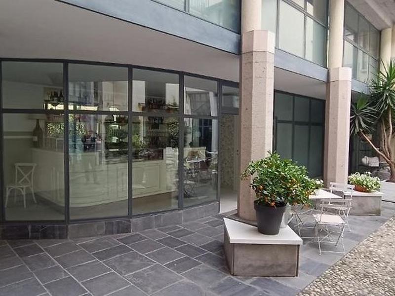 E8F2F00998CE52B919B081A2AEF5CA13