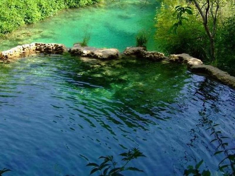 E1685730D16A0453E0F694D9E709AEB4