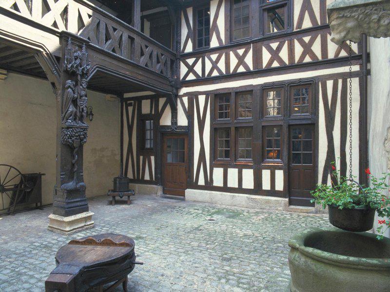 8760546088EACA5EAE69483F96498259