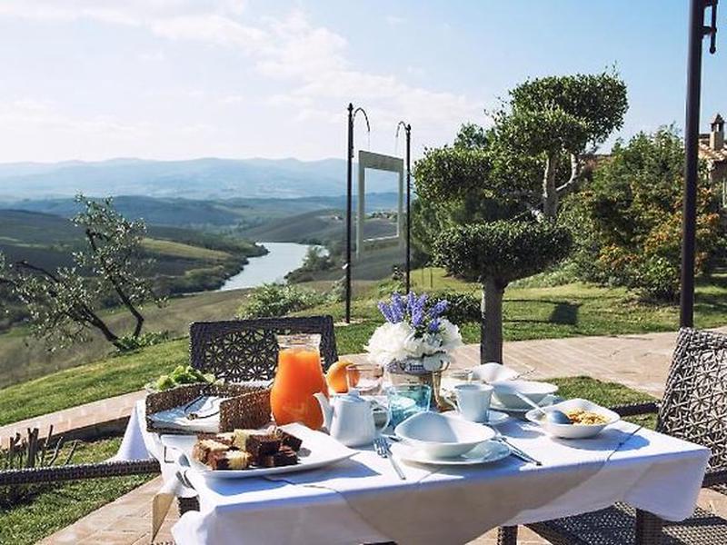 AEBC3DF5A234001768F7E06460D18B80