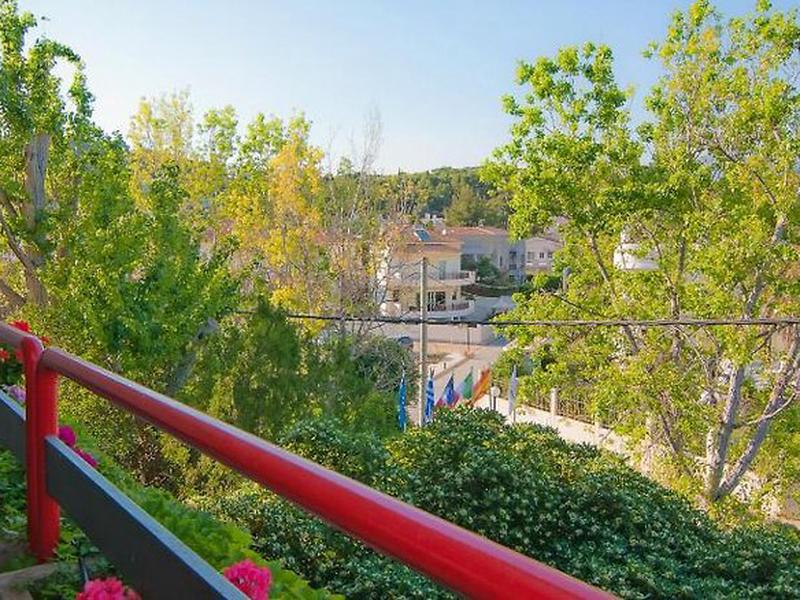 CED7EA3ACAC2E61E780C2E435B437828