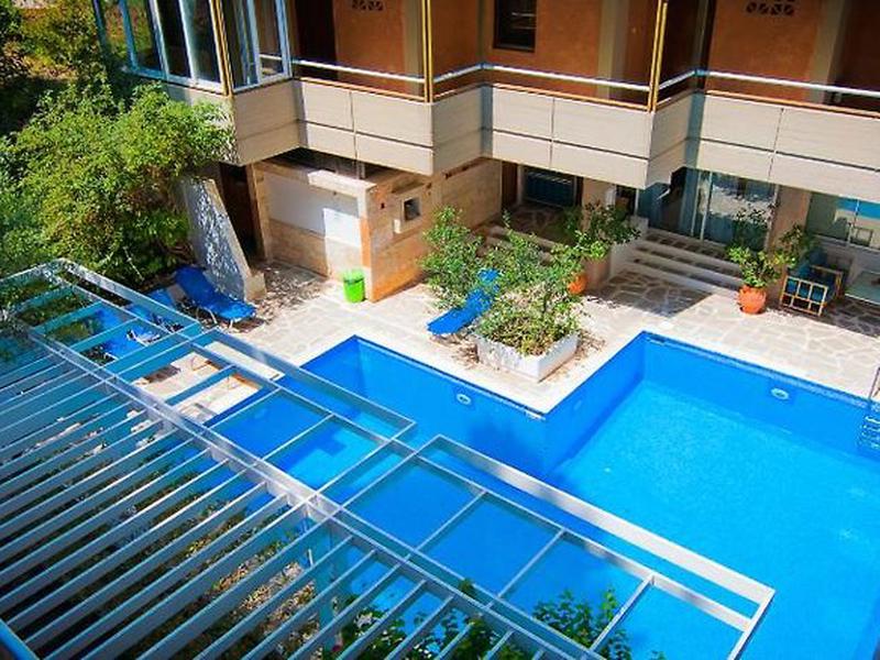 6055408A7F44147742715063E7FE19D9