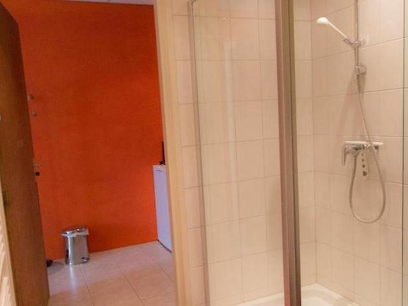 0F59A6C5AB0EEB1319A26624A8DFDE51