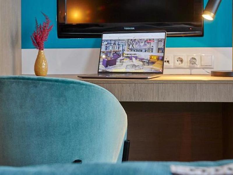 84EAD55F9AF765CF3E2BE98C0FBFE75D