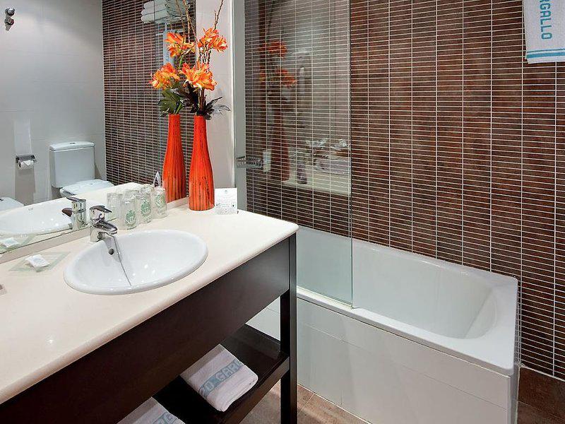 A5653954968C782F80C5F3B9D80BFDEB