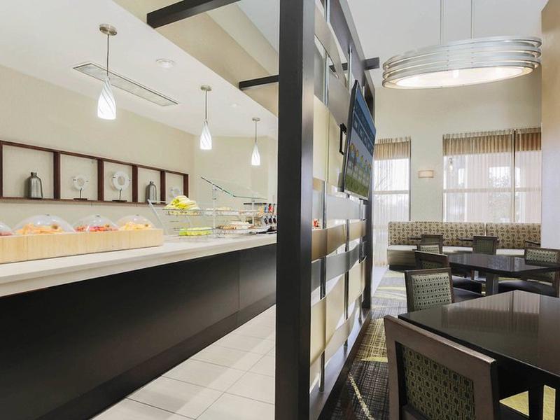 C01FD23F68AA06BEDF501E26255C725D