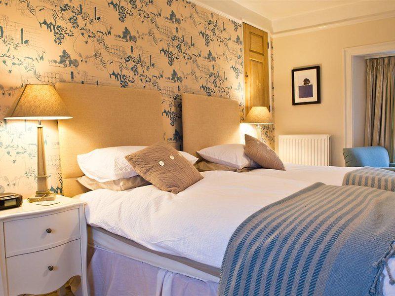 D8CB4889BFB3C6A4B7725DF15DCECBFD