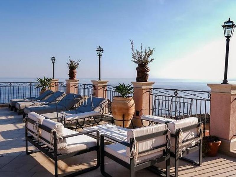 0FBB9177C85E92F476C31B7AF5296417